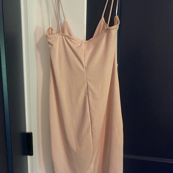 House of Spence front cut out mini dress - Picture 5 of 5